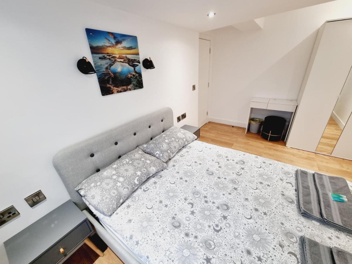 Lmk, Spacious 1 Bedroom Ground Floor Apartment, Ev Charger, Free Parking Wi-Fi, Great Location Belfast Buitenkant foto