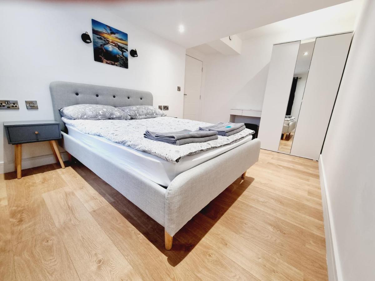 Lmk, Spacious 1 Bedroom Ground Floor Apartment, Ev Charger, Free Parking Wi-Fi, Great Location Belfast Buitenkant foto